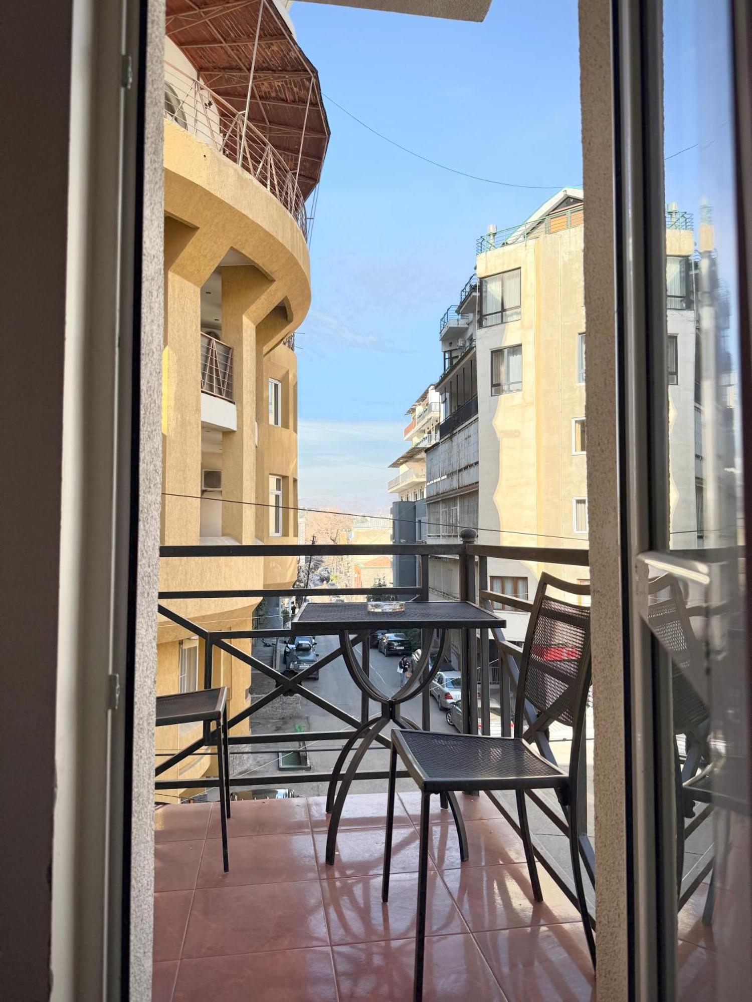 Hotel Vake 第比利斯 外观 照片