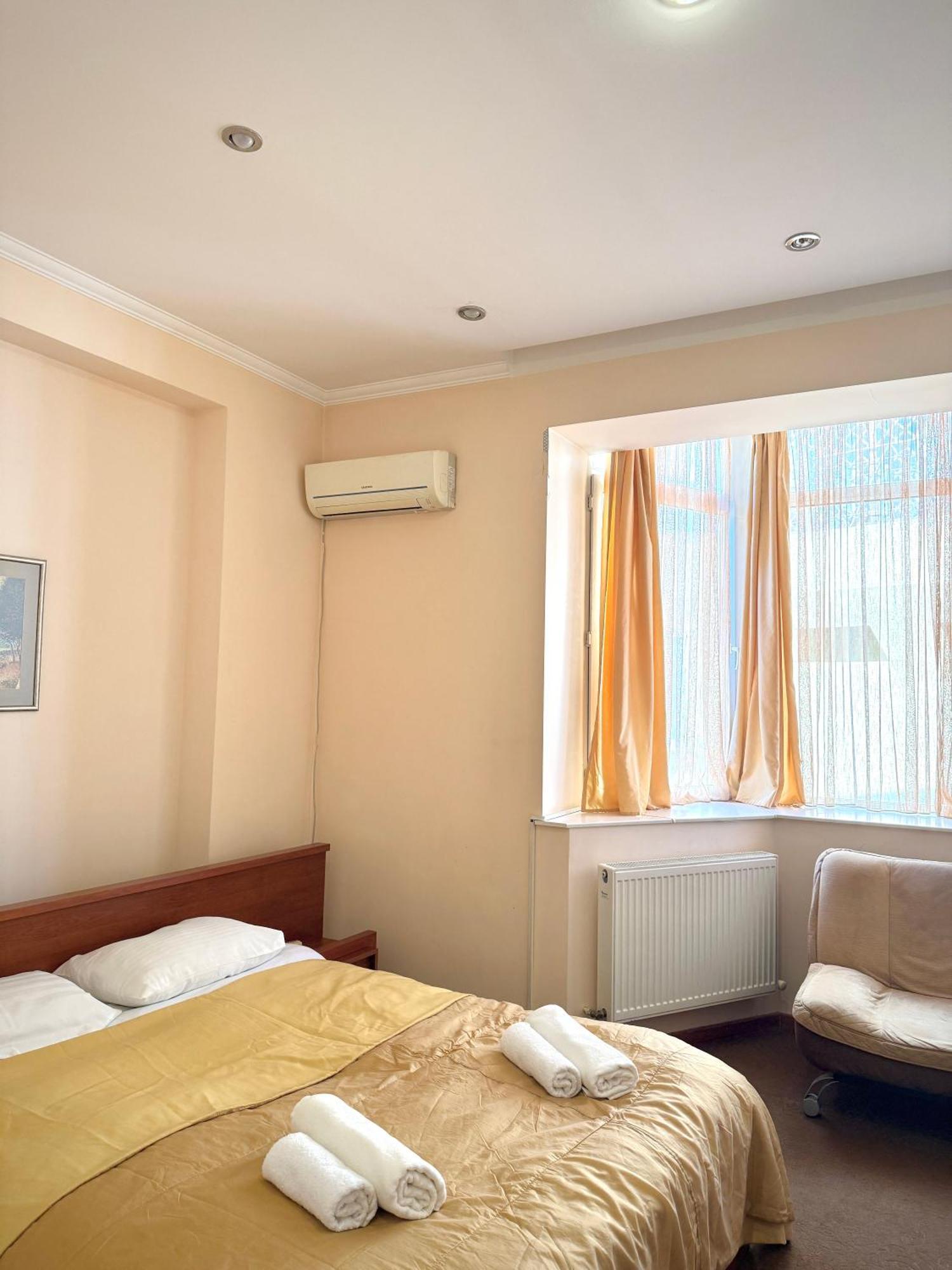 Hotel Vake 第比利斯 外观 照片