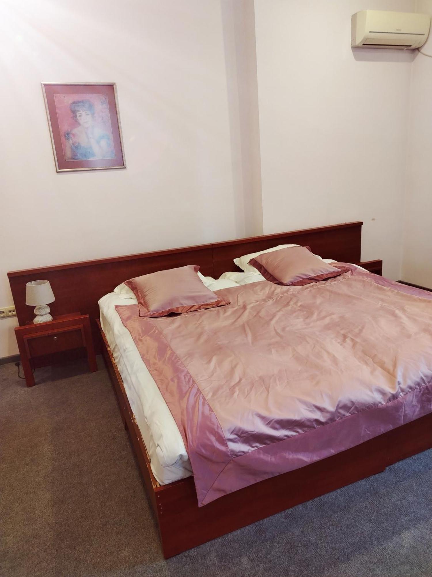 Hotel Vake 第比利斯 外观 照片